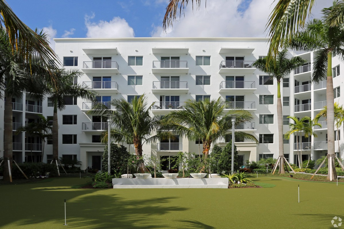 Upside Boca Raton
