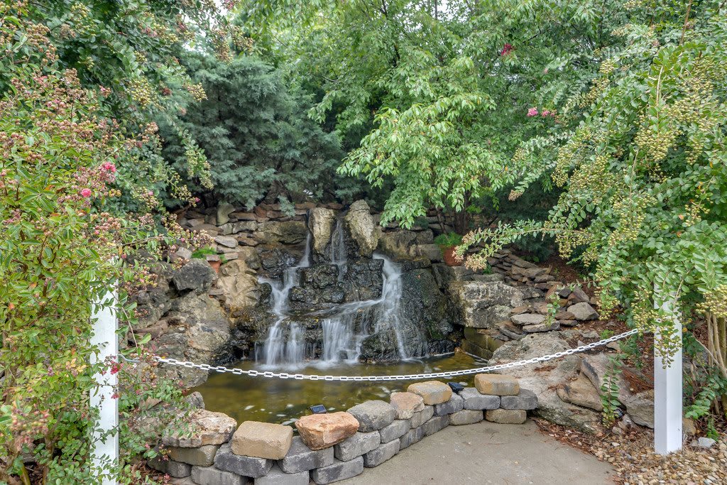 Auburn Creek & Arbors at Auburn Creek