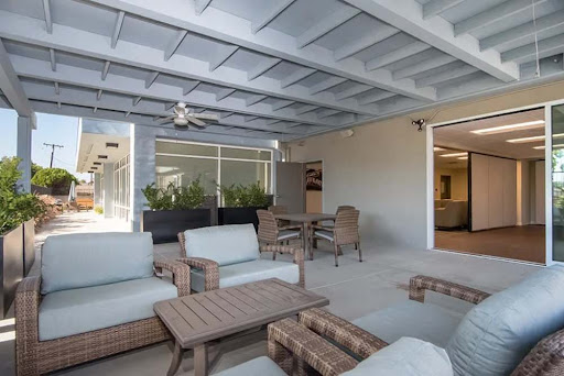 A stylish and inviting outdoor patio space, perfect for relaxation and entertaining.