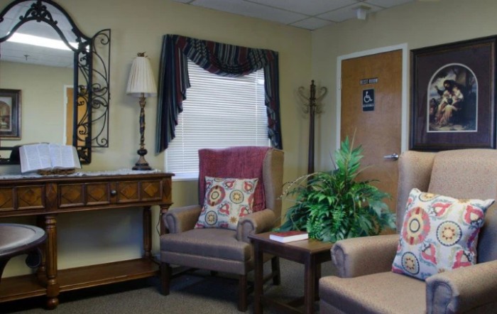 River Falls Rehabilitation And Healthcare Center