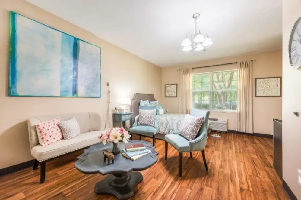 Briar Glen Alzheimer’s Special Care Center