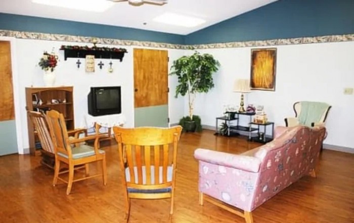 Pine View Manor