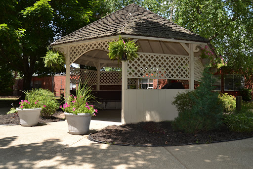 Riverview Manor