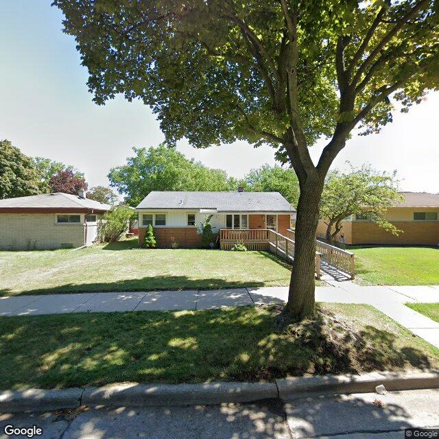Daisy House