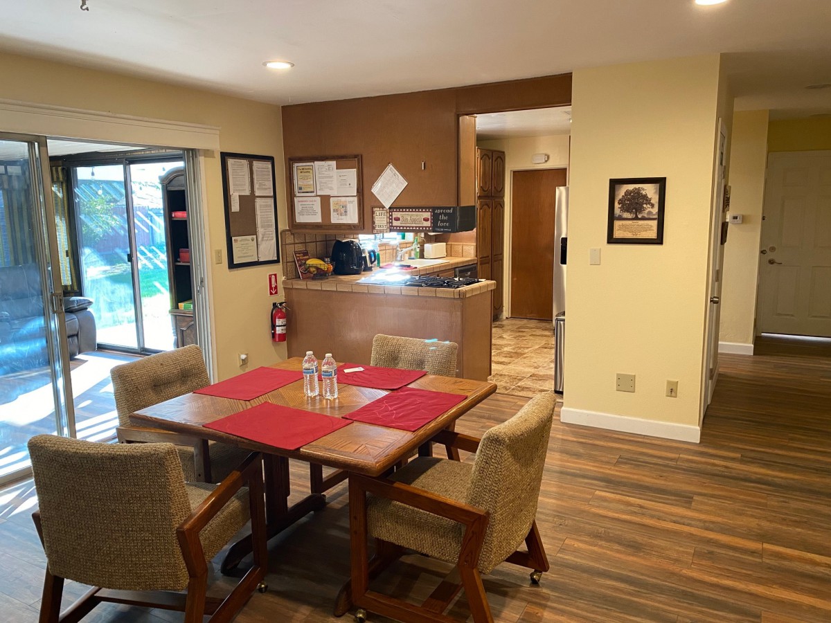 Phamily Home Elderly Care