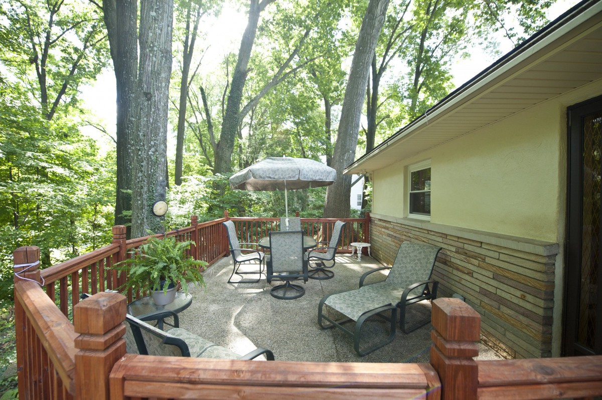 Eason House