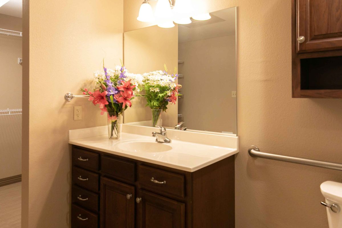 Hearthside Senior Living Of Bartlett
