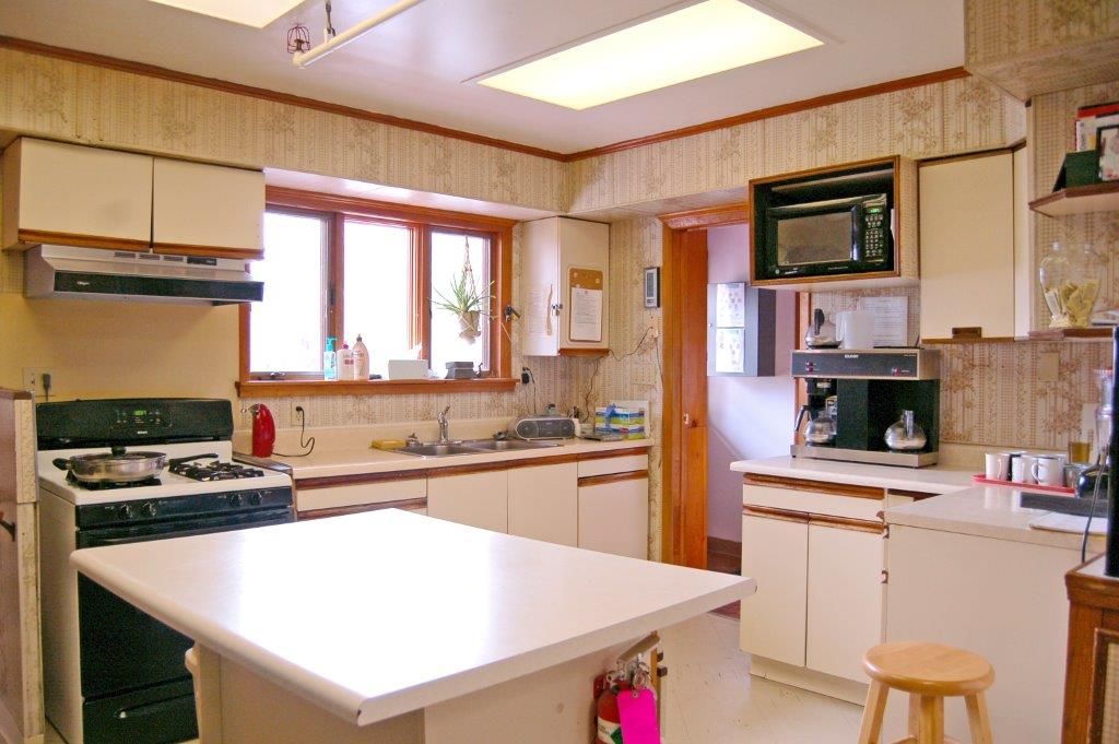 Pinecrest Home For Adults