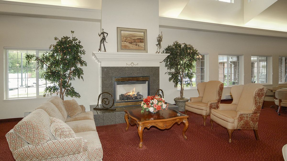 Holiday Dogwood Terrace