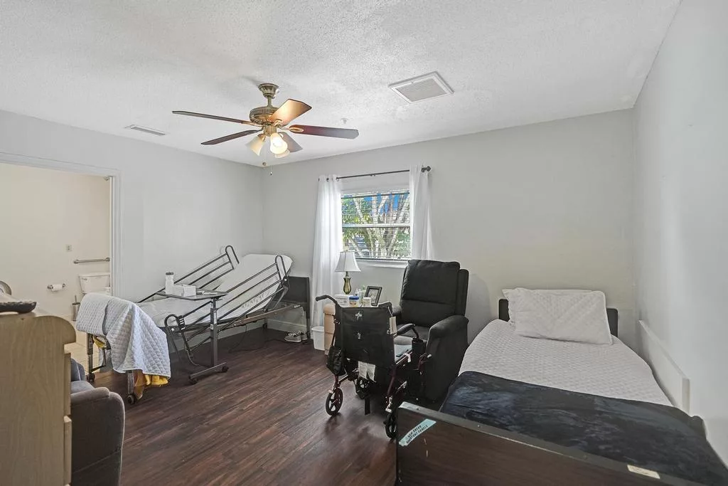 Adult Family Home Senior Care Coral Springs
