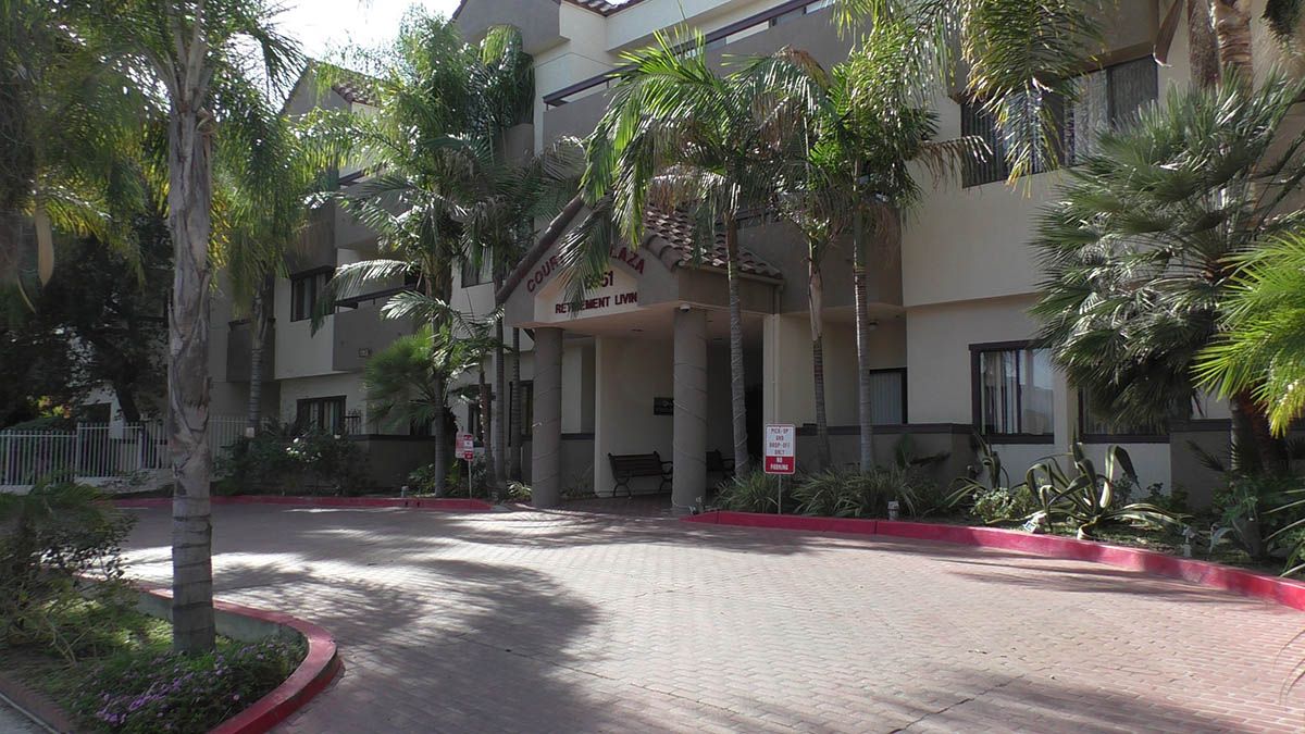 Courtyard Plaza