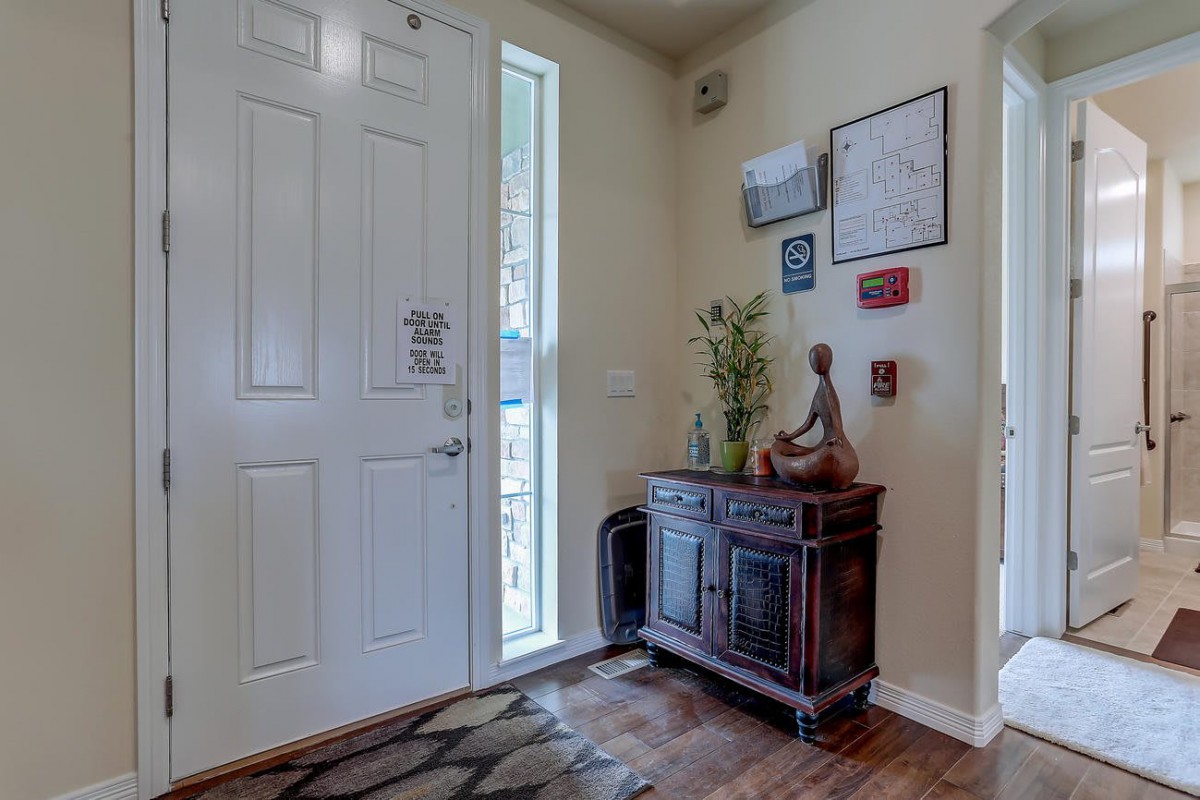 Senior Living At The Sierra Ridge
