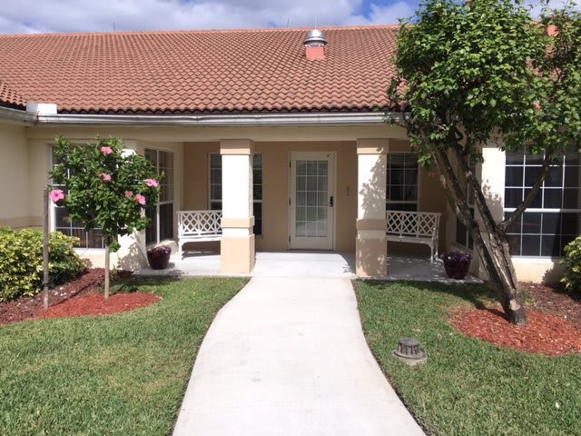 Arden Courts Of Lely Palms