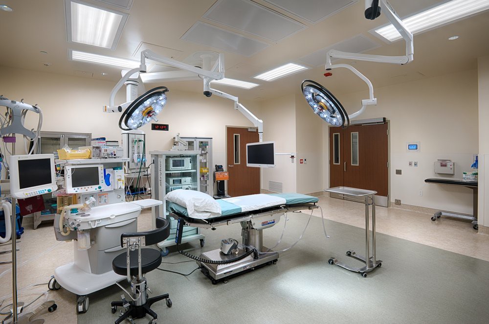 A modern operating room equipped with advanced medical technology.