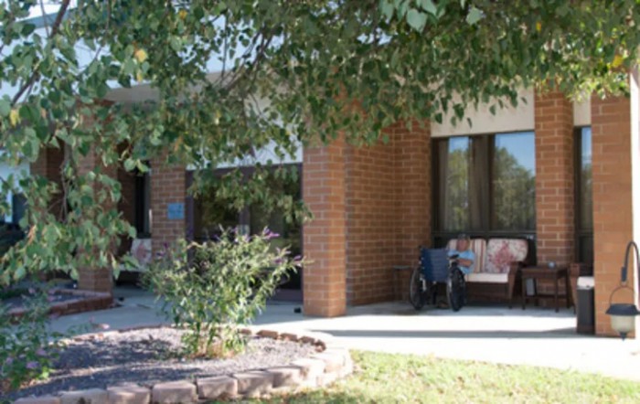 Farmington Country Manor