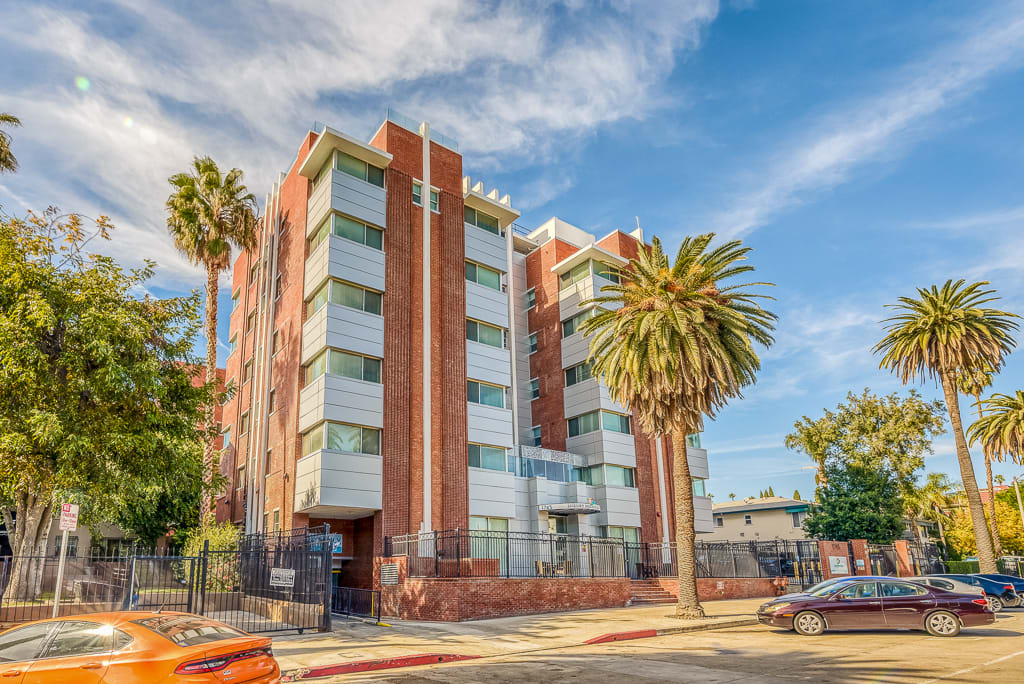 Hollywood Hills,  A Pacifica Senior Living Community