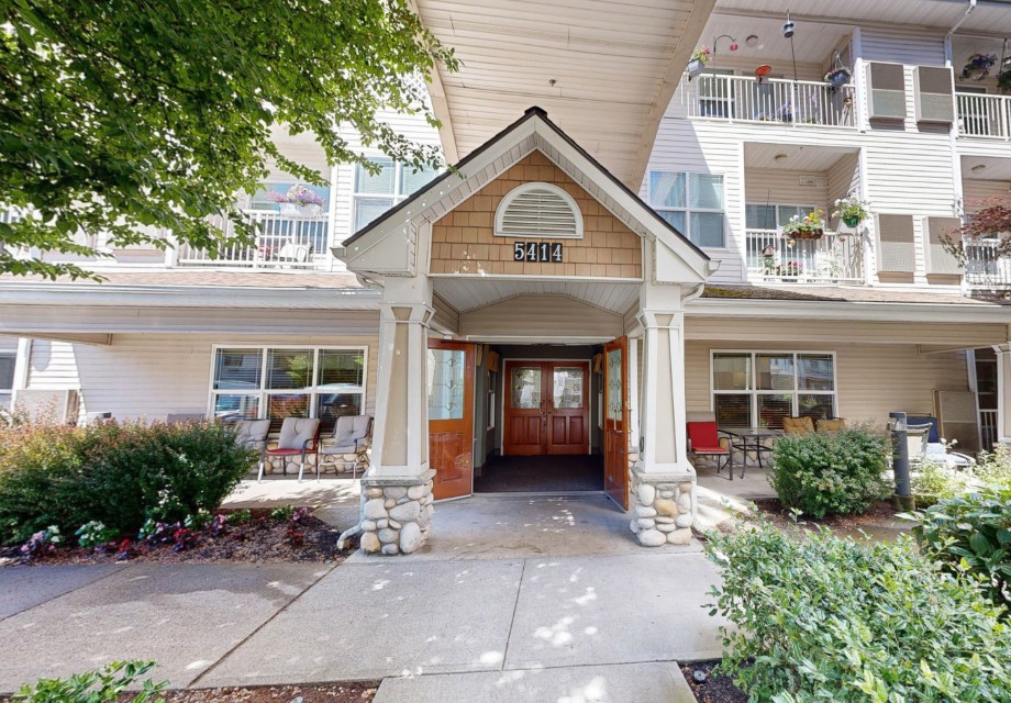 Glenwood Place Senior Living