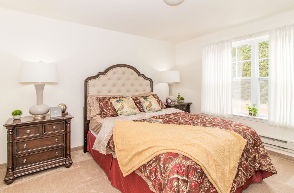 Linwood Estates Gracious Retirement Living