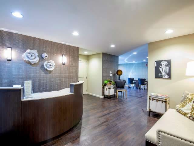 Pinnacle Living at Forts Ferry