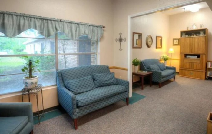 Oak Manor Nursing Center