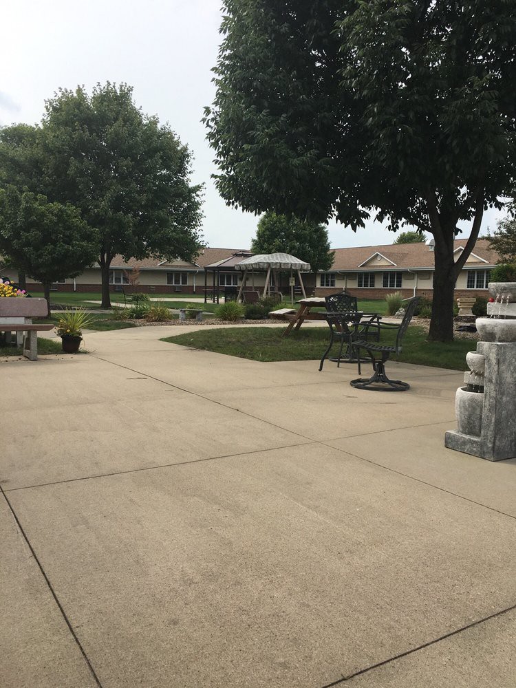 Hiawatha Care Center