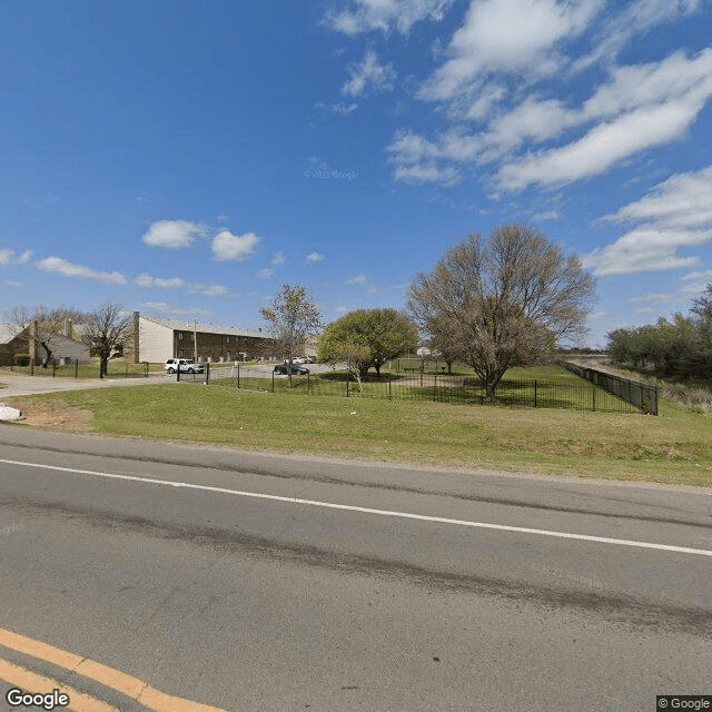 Elmwood Manor Apartments