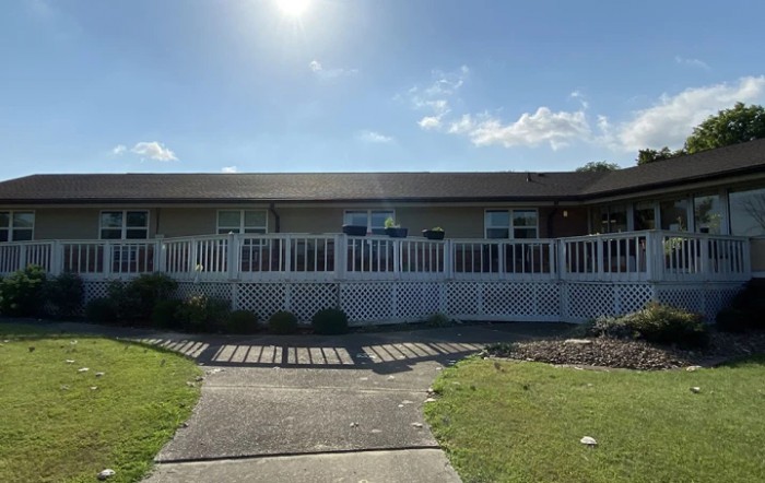 Golden Living Center - Lincoln Hills