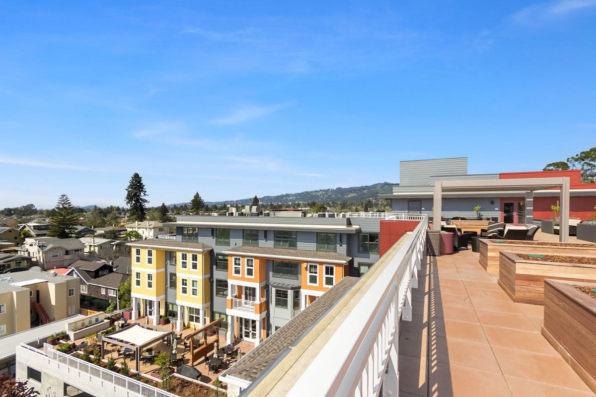 Merrill Gardens at Rockridge