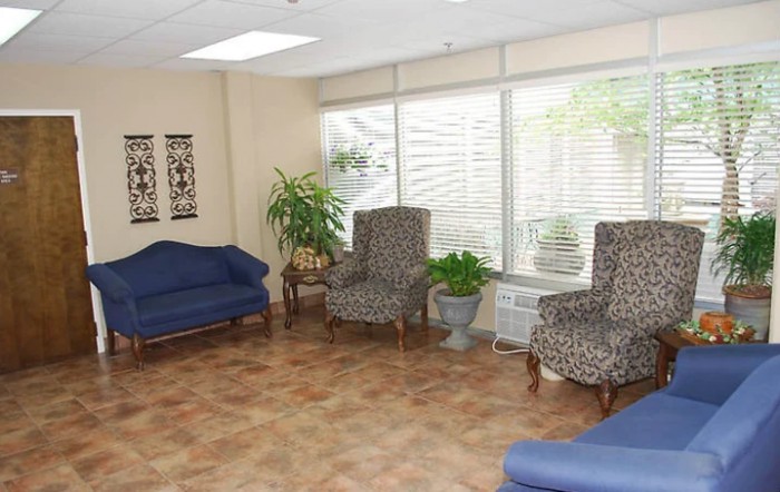 Trend Health & Rehab Of Carthage