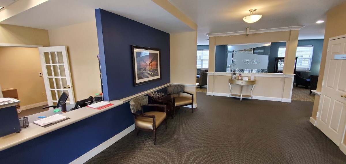 Lighthouse Senior Living at Martin’s Wood LLC for Hopkins Creek