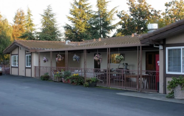 Silver Oak Manor