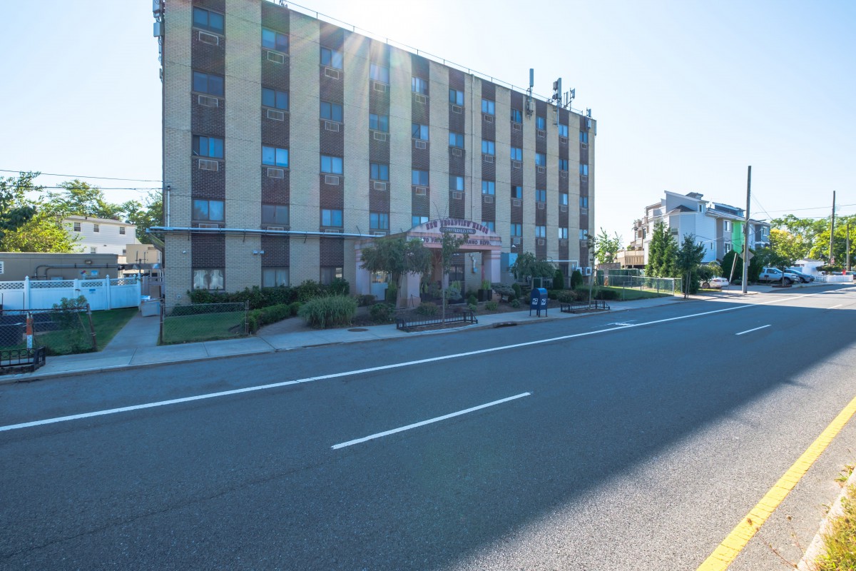 New Broadview Manor