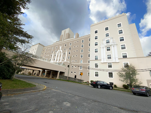 Crystal Lake Healthcare