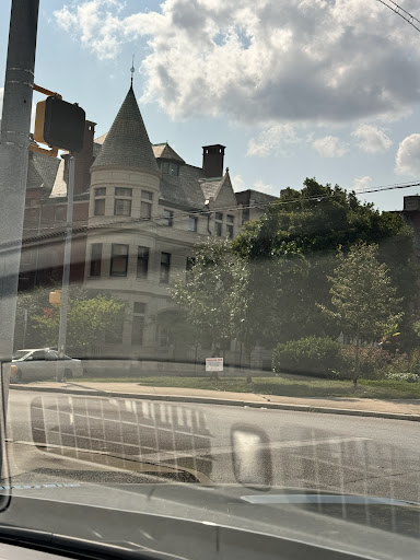 Serenity Manor