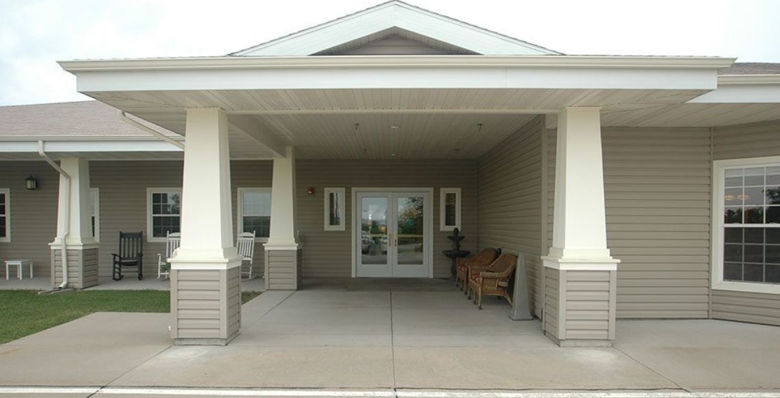 Windsor Manor Vinton
