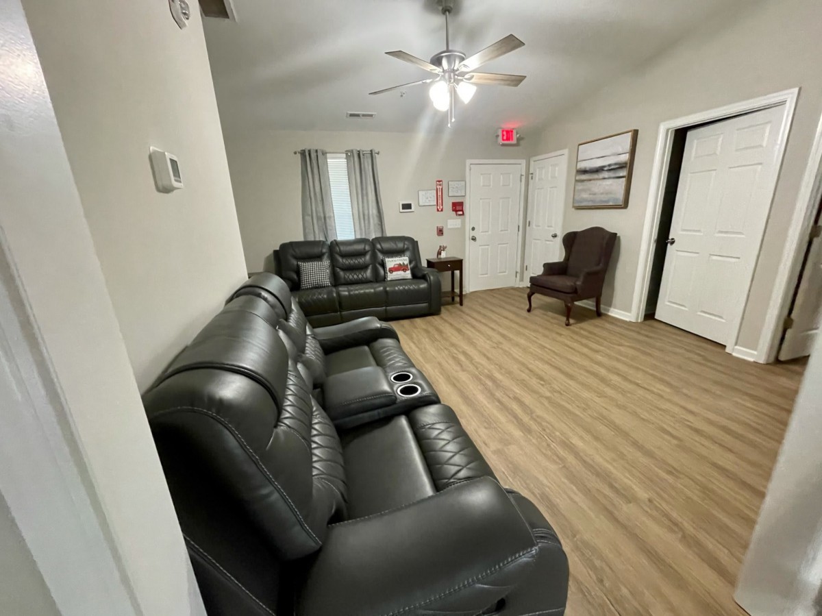 Divine Family Care at Mason Street