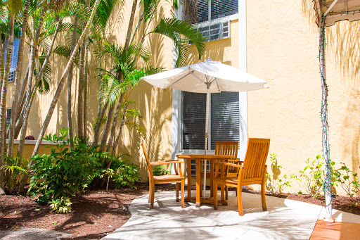 Signature Healthcare Of Palm Beach