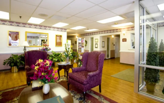 Colonial Heights Health Care Center
