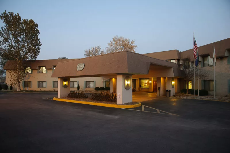 Garden Terrace At Overland Park