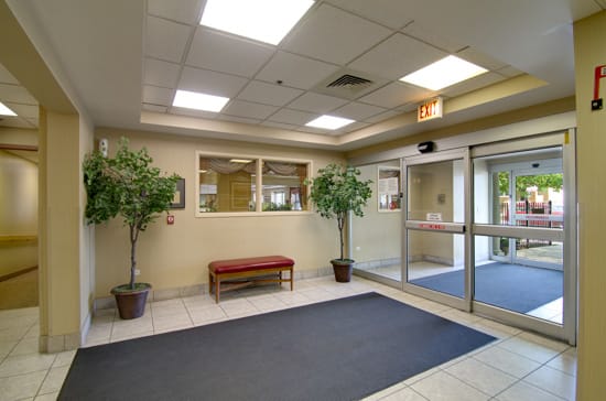 Senior Suites Belmont Cragin