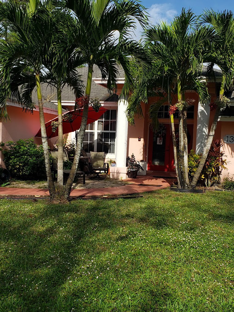 Palms Royale LLC