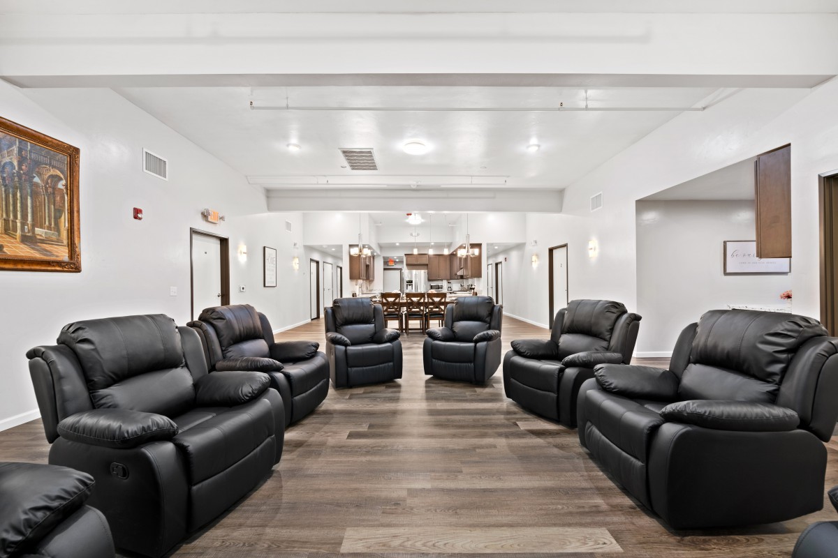 Splendor Oaks Senior Living #5