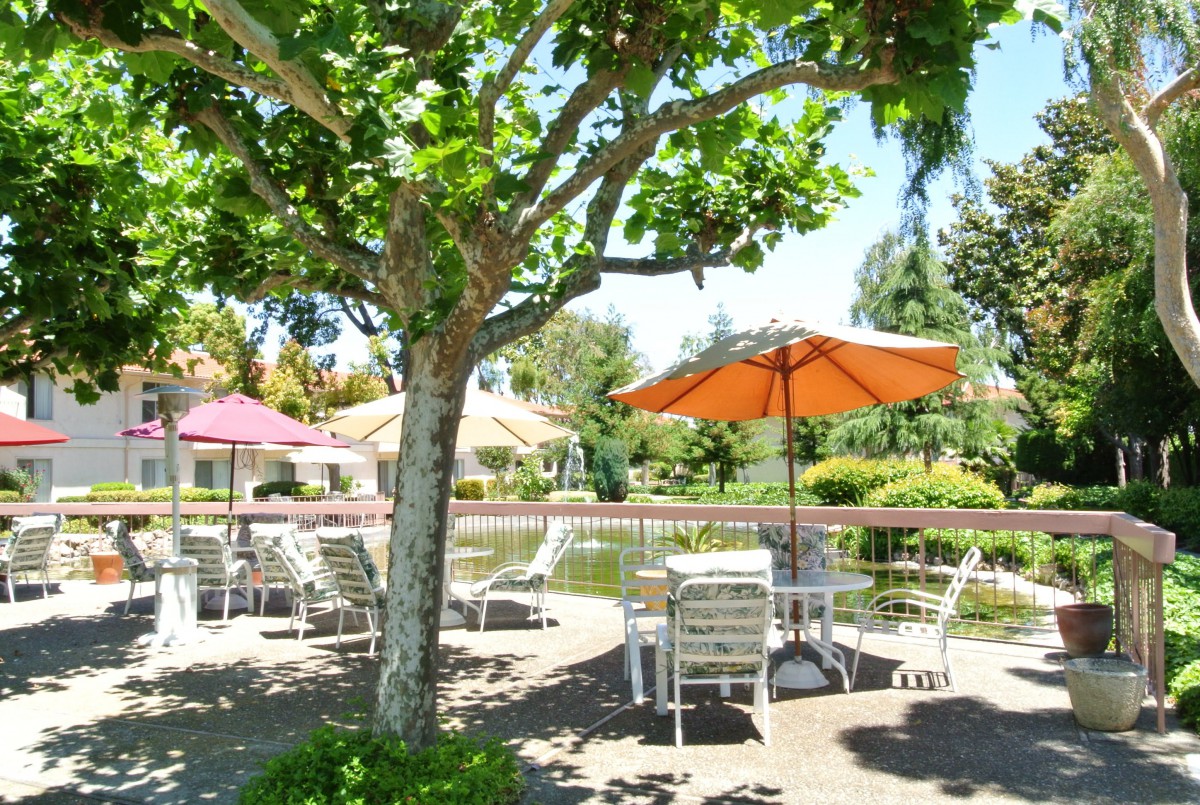 Villa Serena Retirement LLC