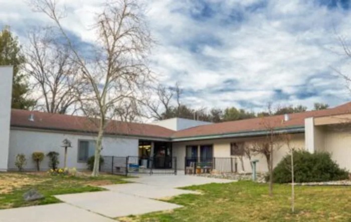 Oakhurst Healthcare Center