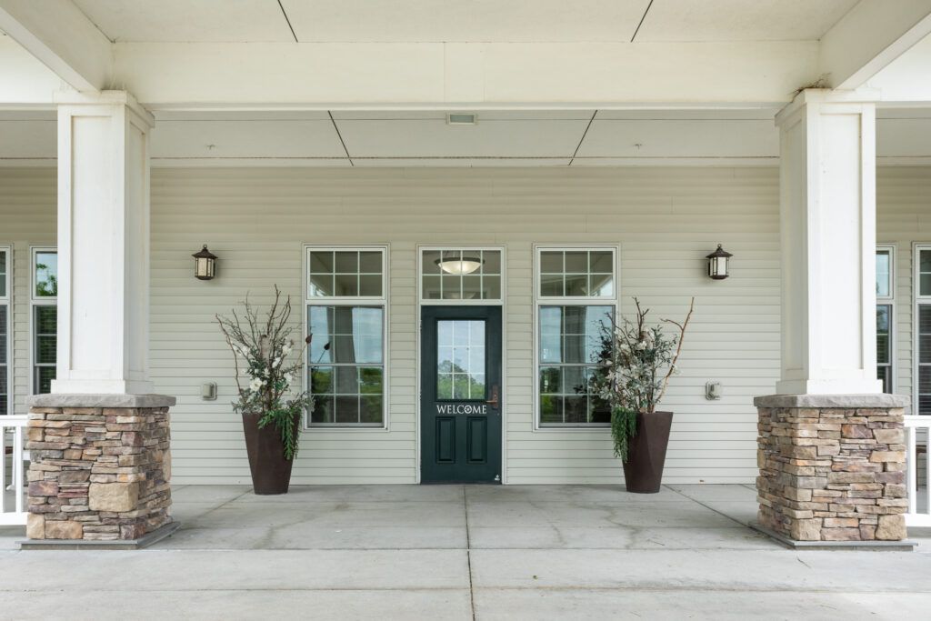 CountryHouse At 84th & Pine Lake In Lincoln