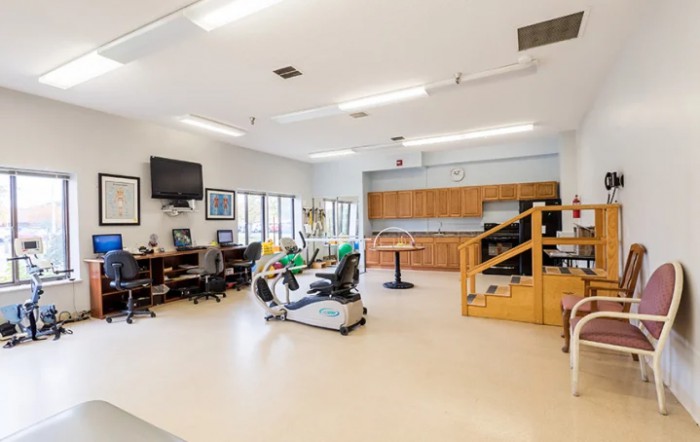 Edgewood Manor Rehabilitation & Healthcare Center