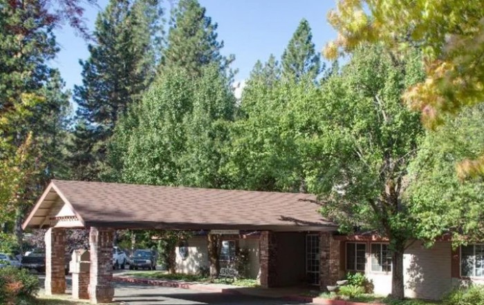 Pine View Care Center