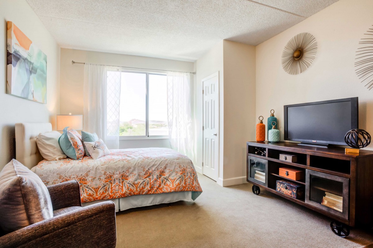 Deer Valley Senior Living