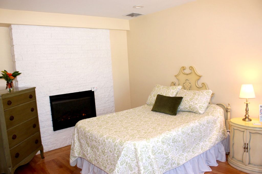 Commonwealth House Assisted Living