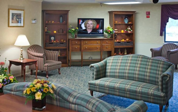 Complete Care at La Plata